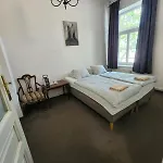 Bella Veselova Appartement *
